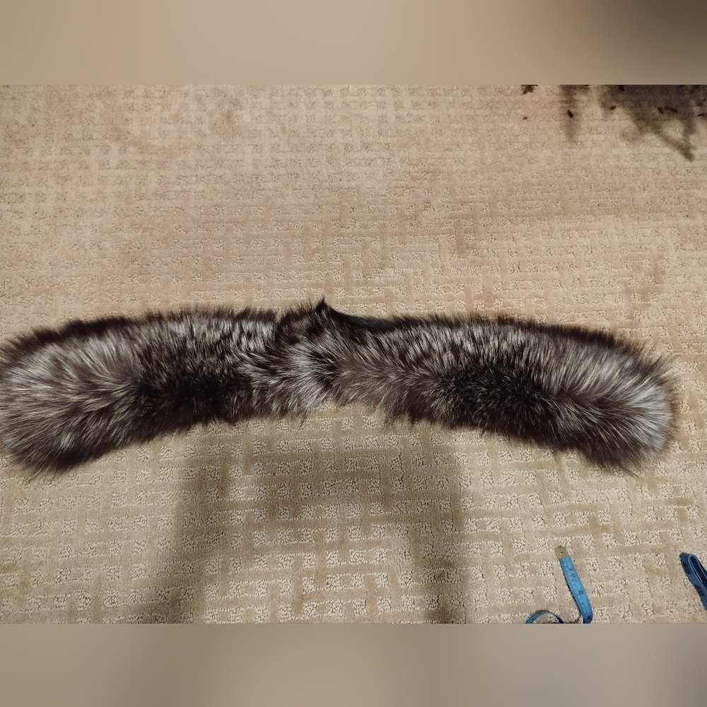 Women's Black and Gray Fur, Detached Collar